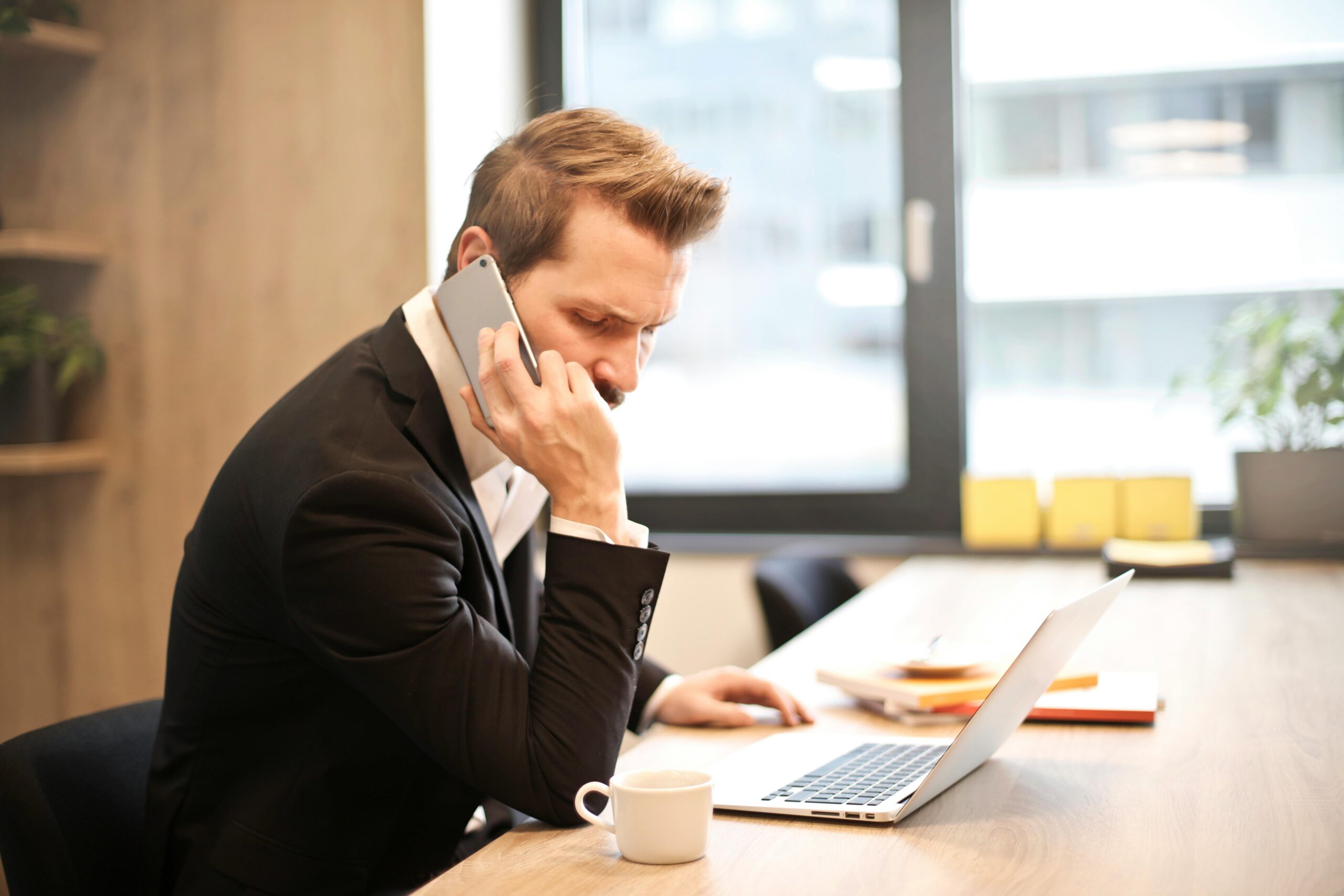 Image of a challenging sales call